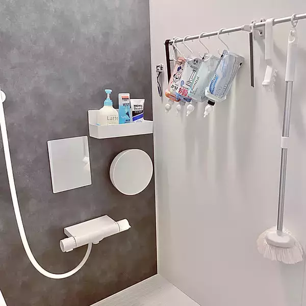 「すっきりをキープ！掃除が楽になる、「直置き」を防ぐ収納アイデア6選」の画像