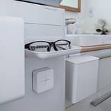 「プチプラアイテムで空間を無駄なく使う！セリアの浮かせる収納アイデア集」の画像1