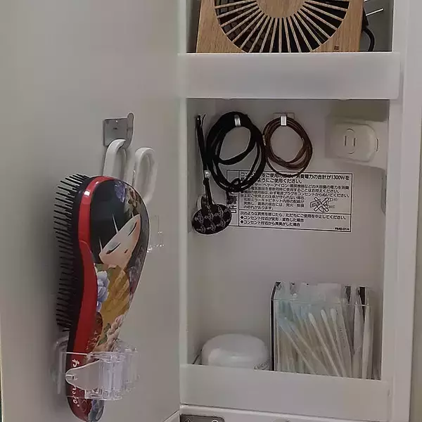 「毎朝の身支度で気分が上がる♪洗面台まわりで使いたいセリアのアイテム」の画像