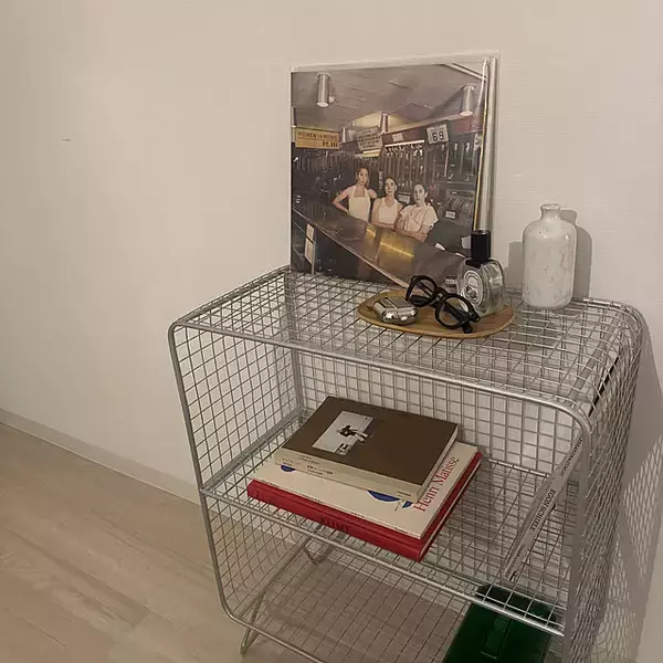 「おうちの中がスッキリ整理できる☆バリエーション豊富なスチールラックの活用法6選」の画像