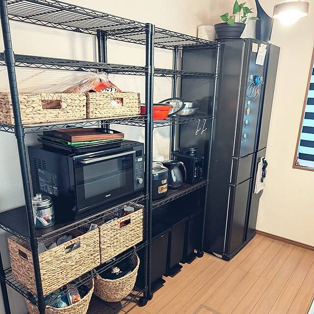 おうちの中がスッキリ整理できる☆バリエーション豊富なスチールラックの活用法6選