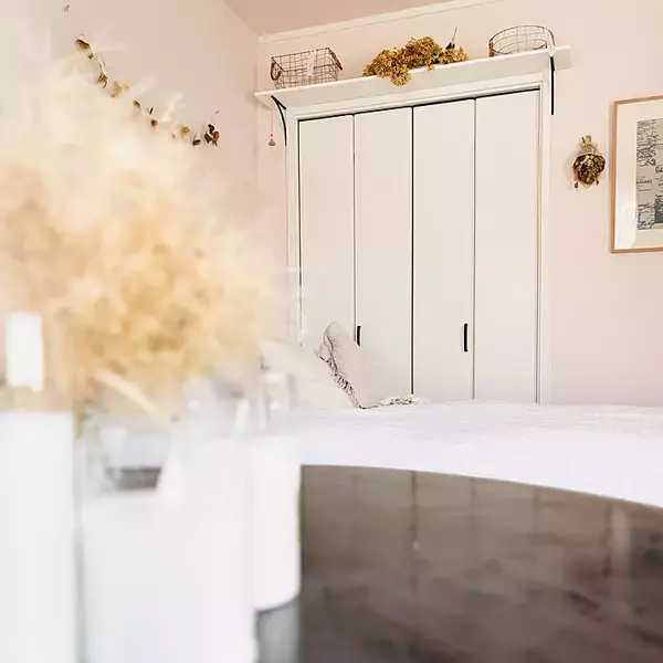 「【写真でルームツアー】お部屋ごとにこだわりのテイストを盛り込んで♪色と開放感で仕上げたusagiさんのお家をご紹介！」の画像