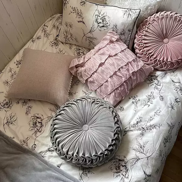 「大人可愛いデザインが好きな方は必見☆デコホームで家の中をランクアップ」の画像