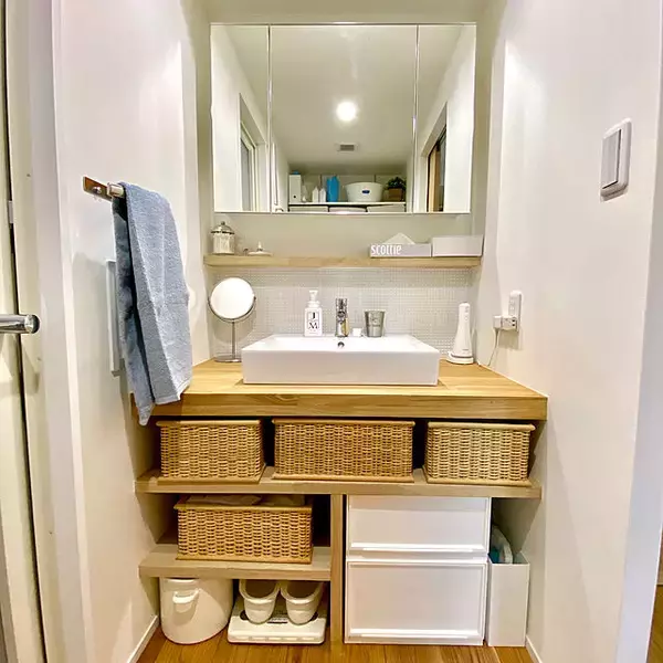 「棚作りから細かいアイテムの整理整頓まで☆洗面所収納は無印良品におまかせ」の画像
