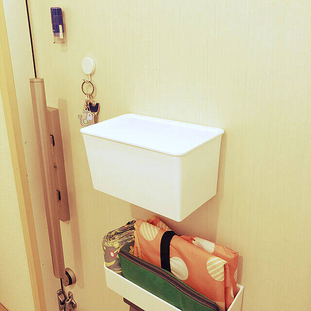 おうちのストレスを減らしてくれる♪セリアのアイテムで浮かせる収納