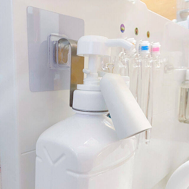 おうちのストレスを減らしてくれる♪セリアのアイテムで浮かせる収納