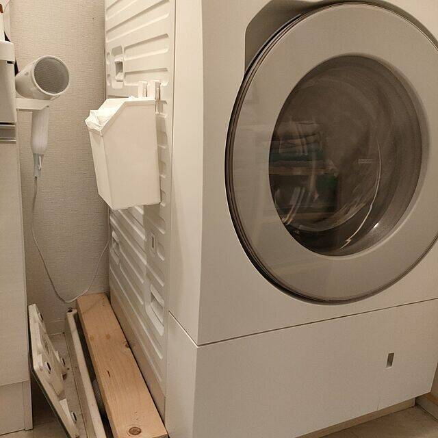 おうちのストレスを減らしてくれる♪セリアのアイテムで浮かせる収納