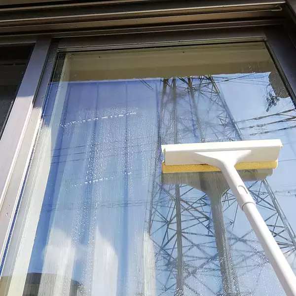 「窓・サッシ・玄関まわりがすっきり整う大掃除アイテム5選」の画像