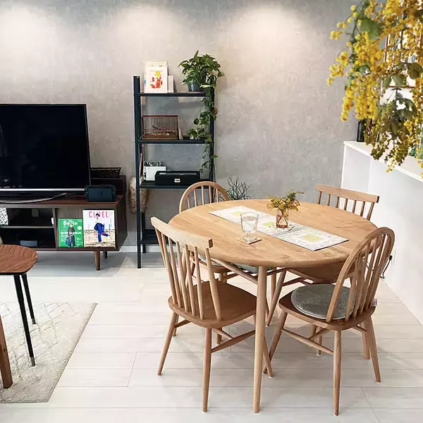 「あたたかみのある空間に♡モモナチュラルをお部屋に取り入れたお部屋の実例」の画像