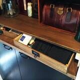 「家族みんなが取りやすい！お出かけ前の身支度がスムーズになるハンカチ収納のアイデア集」の画像2