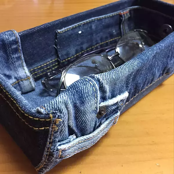 「お気に入りのデザインや形を上手に活かす！お菓子の缶の再利用アイデア」の画像