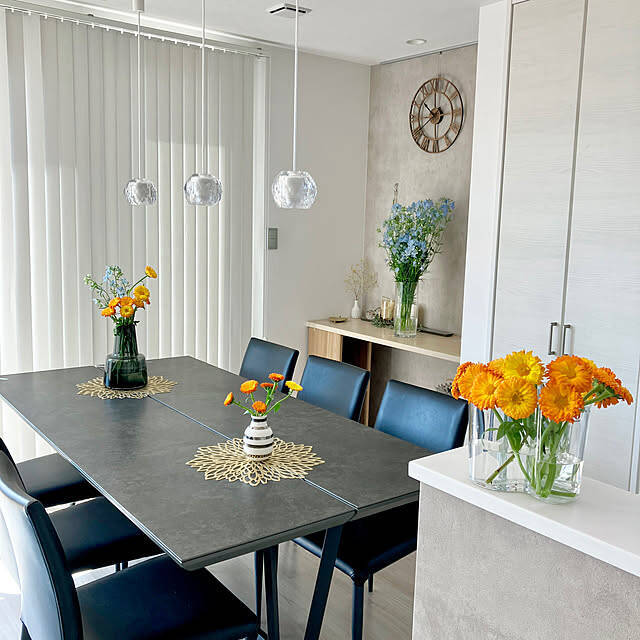 【RoomClipが選んだ厳選3選】「花のある暮らし」がテーマの素敵な投稿実例