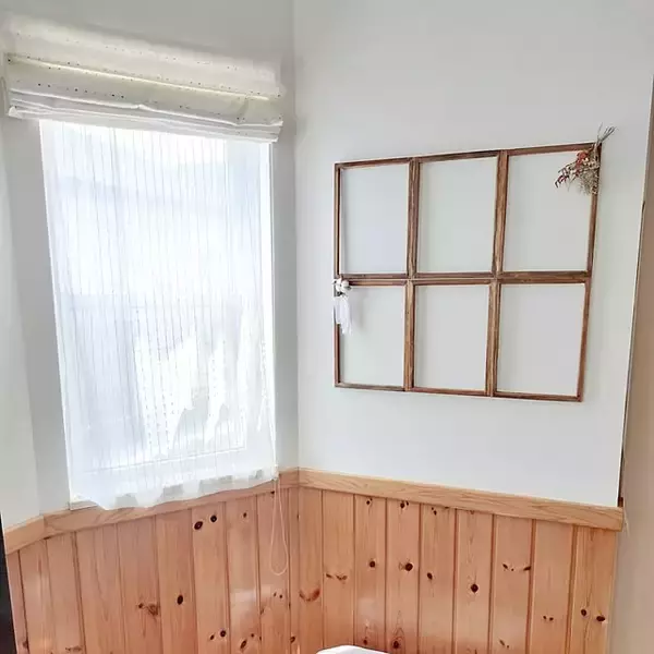 「DIYで世界にひとつの作品を！セリアのフォトフレーム活用アイデア集」の画像