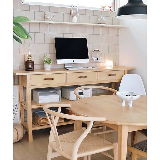 角テーブルと丸テーブル、お好みのスタイルはどちら？形で選ぶダイニングテーブルカタログ