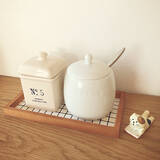 「貼るだけで雰囲気が変わる！セリアのタイルシールを使った身近なアイテムのDIYアイデア」の画像2