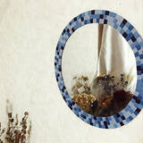 「貼るだけで雰囲気が変わる！セリアのタイルシールを使った身近なアイテムのDIYアイデア」の画像3