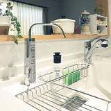 「シンクをセンスアップ♪食器洗剤の詰め替えボトル活用実例」の画像1