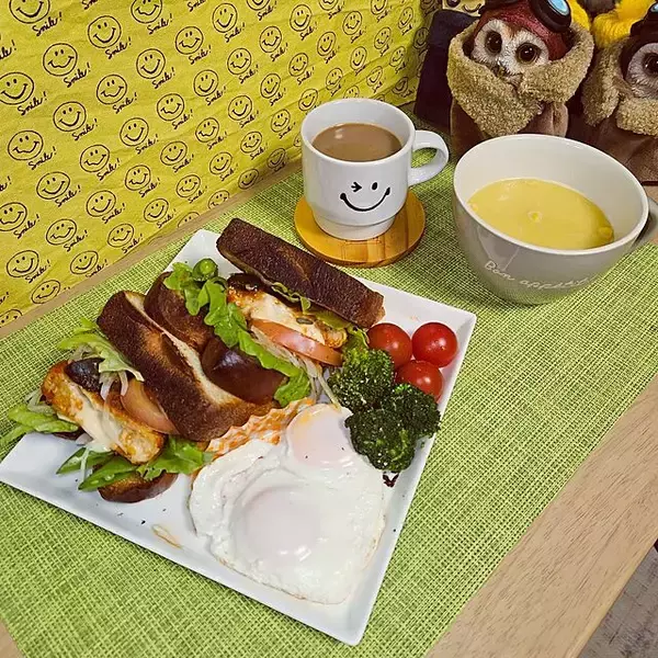 「きっとお気に入りが見つかる♡100均のマグカップカタログ」の画像