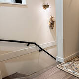 「貼るだけリメイクから本格的なDIYまで♪いつもの階段を魅力的に変えるアイデア」の画像3