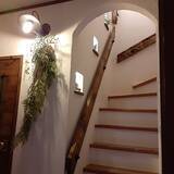 「貼るだけリメイクから本格的なDIYまで♪いつもの階段を魅力的に変えるアイデア」の画像6