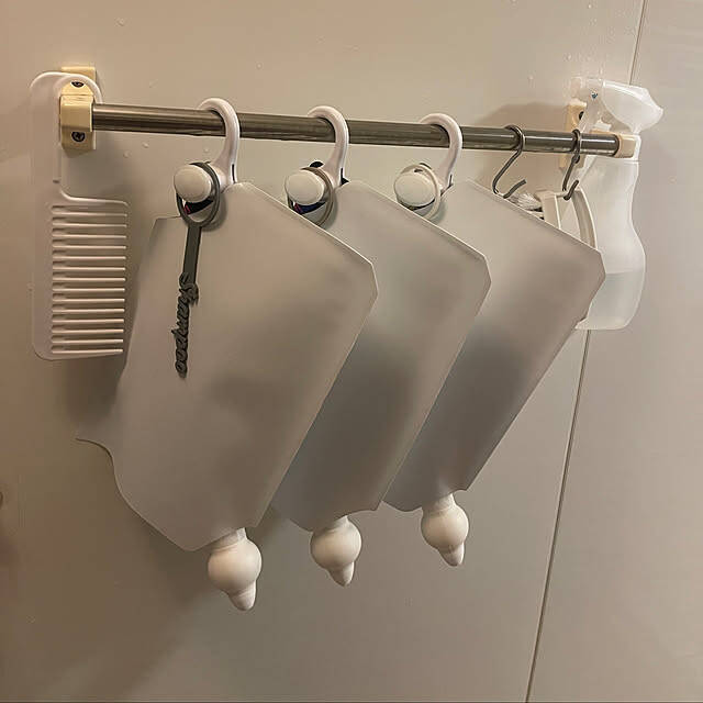 清潔で広々としたバスルームを叶える☆シャンプー類の収納・置き方の工夫