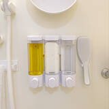 「清潔で広々としたバスルームを叶える☆シャンプー類の収納・置き方の工夫」の画像4