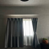 「シンプルで上質な雰囲気をまとう。インテリアにニュアンスを添える無印良品のカーテン6選」の画像3