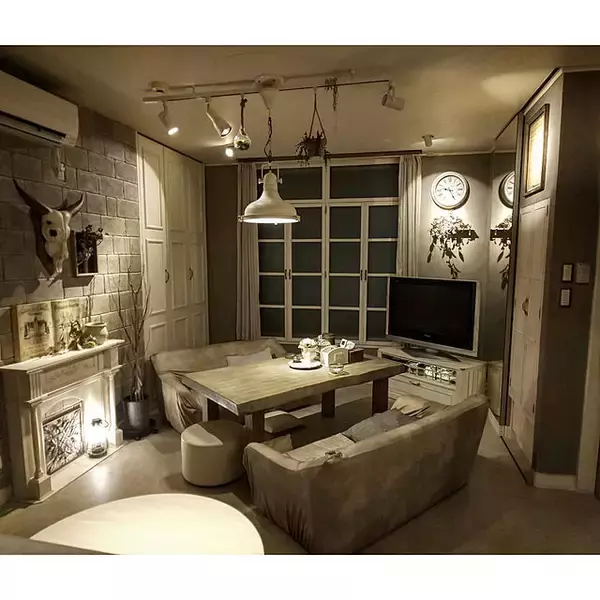 「毎日ご飯にも、パーティーにも。外食気分が味わえるレストラン風インテリア」の画像