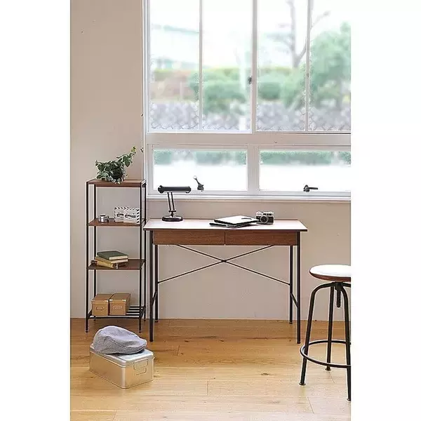 「専用スペースがあれば作業がはかどる！パソコンデスク&ワークデスク」の画像