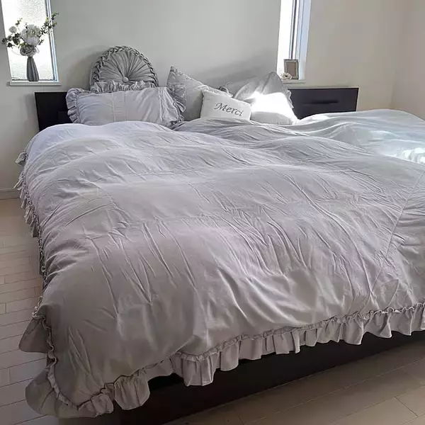 「上品とかわいいを両立させた理想のお部屋づくり♪好きなテイストで取り入れる大人かわいいインテリア」の画像