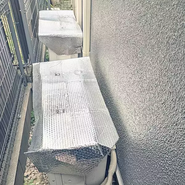 「電気代ダウン！猛暑の「エアコン代を抑える」節電アイテム5選」の画像
