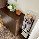 「空間を有効活用できる！省スペースな山崎実業の玄関収納アイテム6選」の画像2