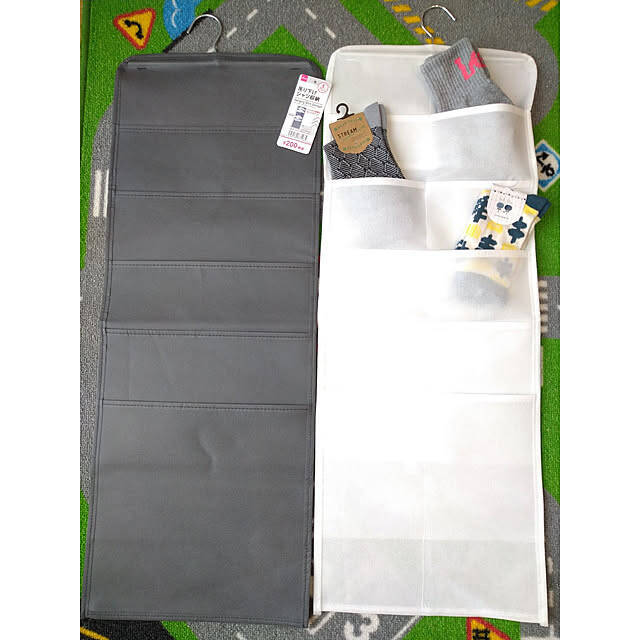 すっきり片付いてすぐ手に取れる♪100均便利アイテムでストレスフリーな靴下収納を