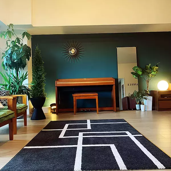 「リラックスできるラグジュアリーな空間に！ホテルライクなDIYアイデア」の画像