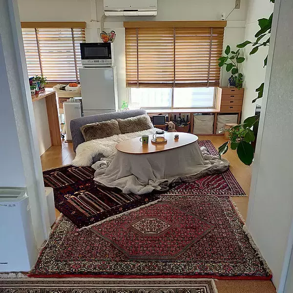 「リラックスを誘う。無印良品のロースタイルインテリアアイテム」の画像