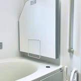 「お掃除らくらく見た目もすっきり！直置きを防ぐアイデア6選」の画像1