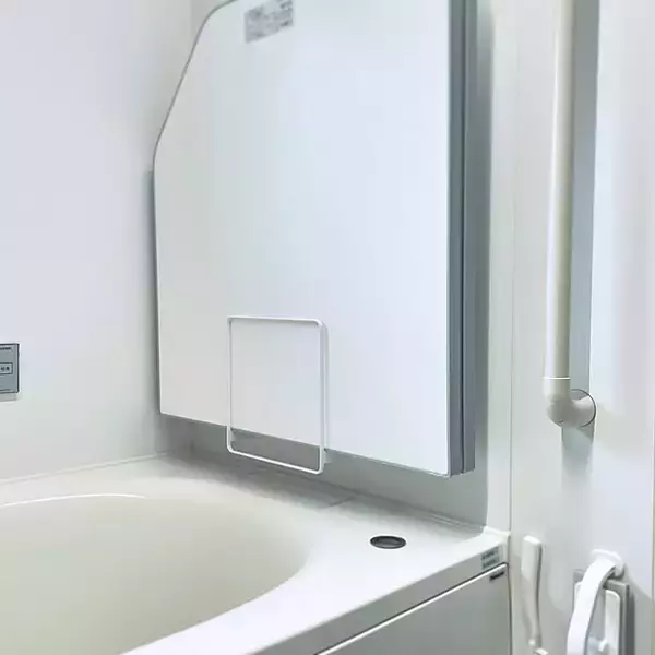 「お掃除らくらく見た目もすっきり！直置きを防ぐアイデア6選」の画像