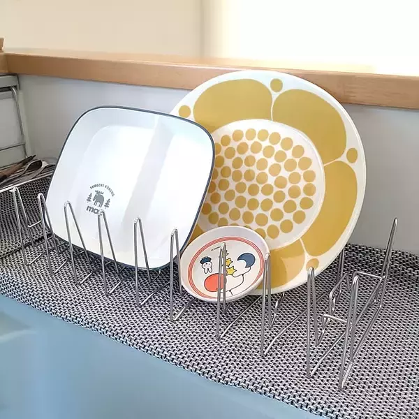 【みんなが選んだ！】シンクが広々使えてすっきり整う！コンパクトな水切りカゴ5選