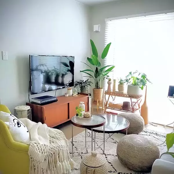 「こんなにいろいろな使い方がある！ポテンシャルを引き出す8畳のお部屋の活用実例」の画像