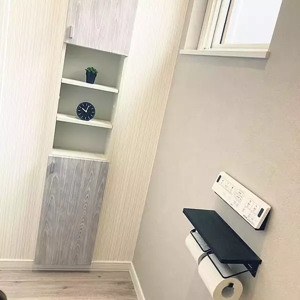 「リメイクシートで簡単＆効果抜群！トイレのイメージチェンジ実例」の画像