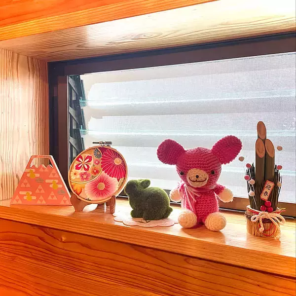 「プチプラDIYが楽しい！セリアの刺繍枠を使ったリメイクアイデア6選」の画像