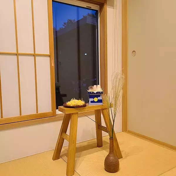 「どんなインテリアにも馴染んで大活躍！無印良品「木製ベンチ」の活用法」の画像