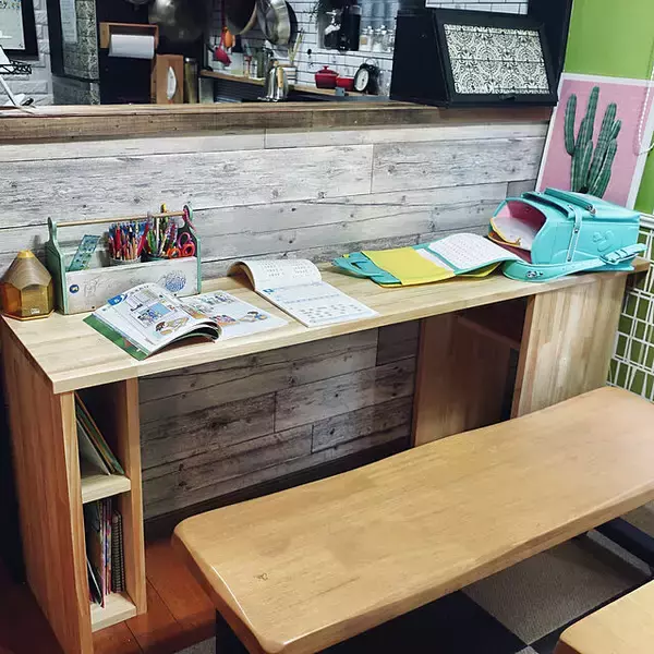 「手作りで一番使いやすいデスクを♪こだわりのつまったデスクDIY10選」の画像