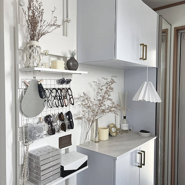 【RoomClipが選んだ厳選3選】「玄関ディスプレイ」がテーマの素敵な投稿実例