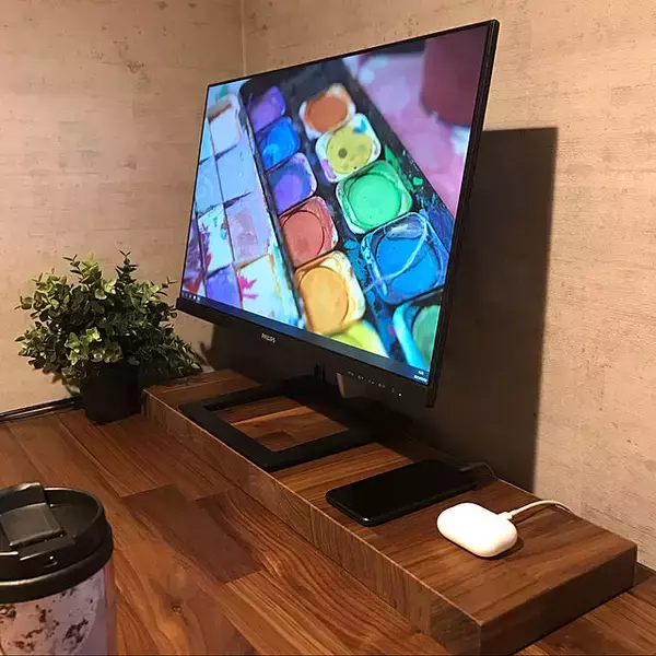 「これで作業がはかどる☆自分色で楽しむDIYワークスペース」の画像