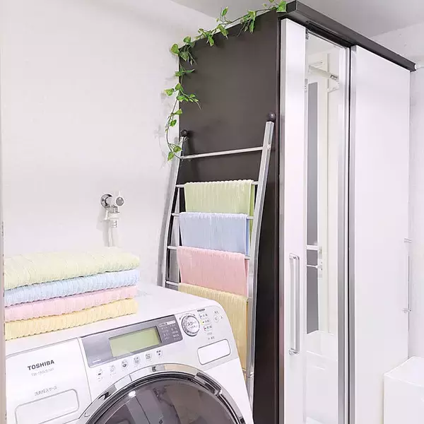 「脱衣所を使いやすく快適に☆参考にしたい収納の工夫とアイテム」の画像