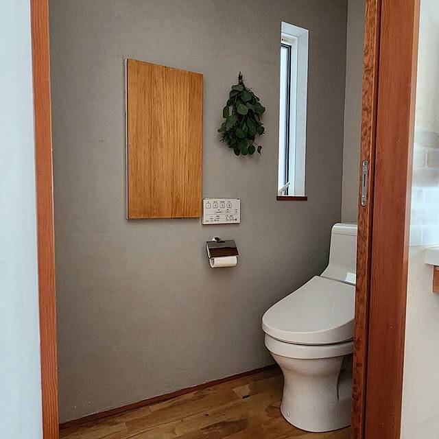 清潔で気持ちのいい空間をキープできる♡トイレのニオイ対策アイデア帖