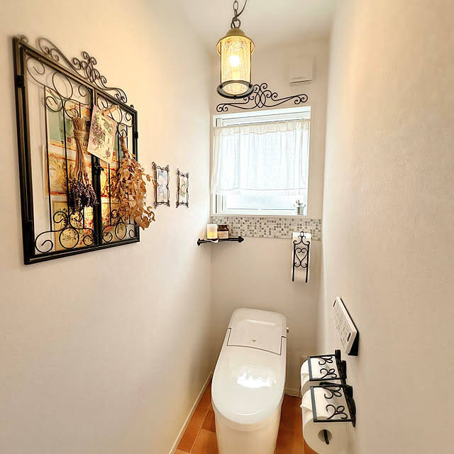 清潔で気持ちのいい空間をキープできる♡トイレのニオイ対策アイデア帖