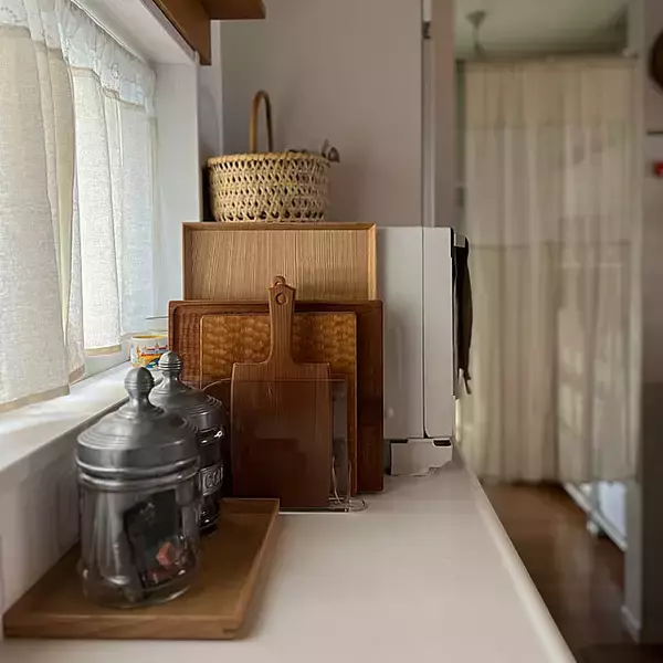 「「ステンドグラス照明がアクセント。使い勝手とお気に入りが共存する、愛着あふれるキッチン」 by siosai10さん」の画像