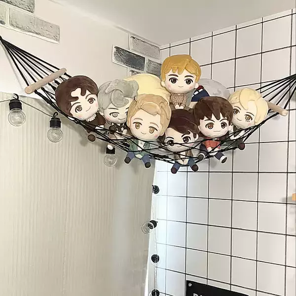 アクスタもぬいぐるみも！推しグッズの飾り方実例5選